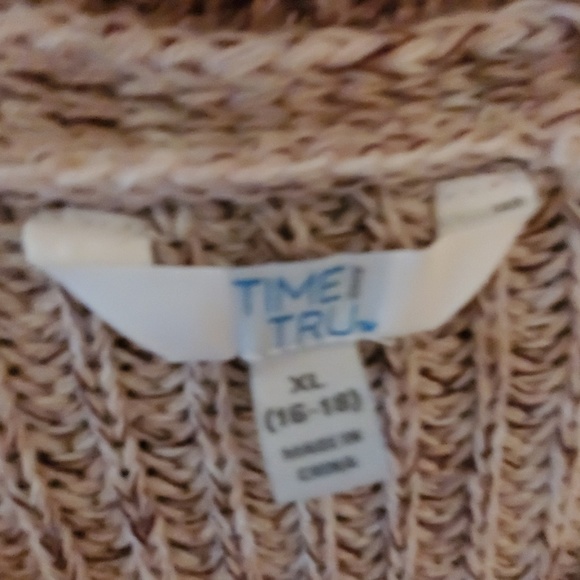 Time & Tru Long Cardi - Picture 3 of 3